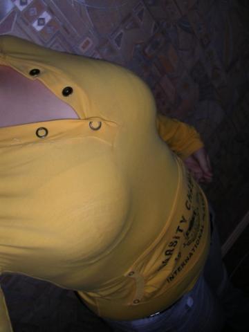 Daiktas Geltona palaidinukė su kapisonu