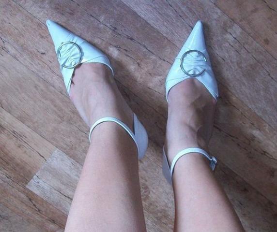 Daiktas Balti bateliai