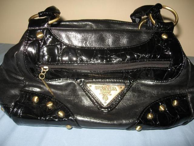 Daiktas PRADA rankine