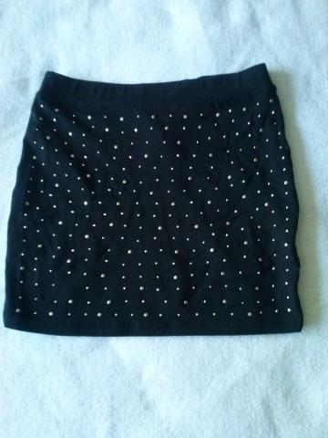 Daiktas Trumpas, juodas sijonas