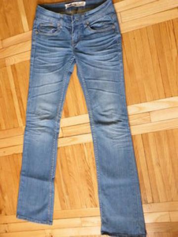 Daiktas Gražūs džinsai