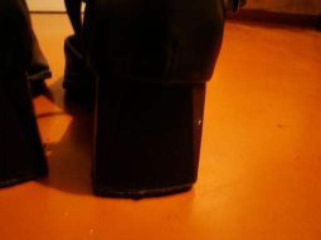 Daiktas Juodi aukštakulniai kampuotomis nosytėmis (37)