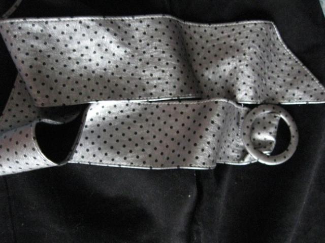 Daiktas Juoda suknelė mėlynu blizgiu (pridedu diržą), S