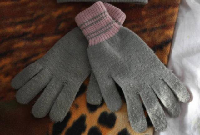 Daiktas Komplektukas. Kepurė ir pirštinės. 