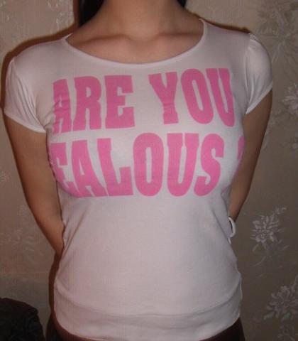 Daiktas maikute ''are you jealous ? ''