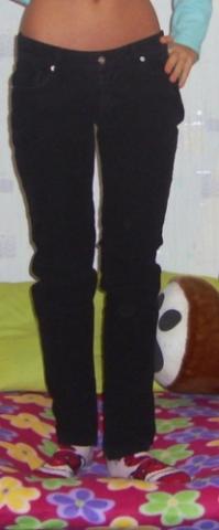 Daiktas smulkaus velveto kelnes :)