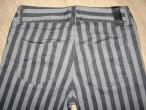 Daiktas Dryžuotos VERO MODA kelnės (38 dydis)