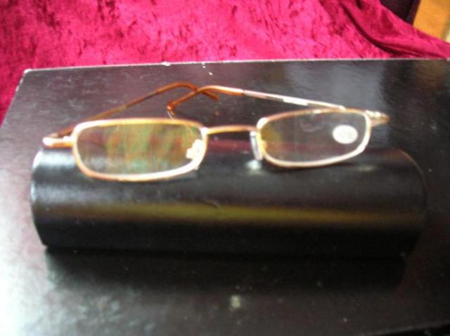 Daiktas akiniai (pliusinukai)