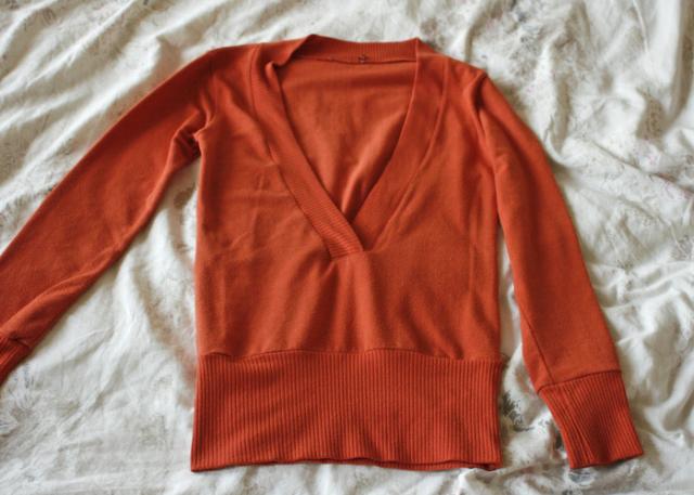 Daiktas apelsininis megztukas S dydis