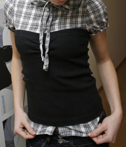 Daiktas juoda maikute s dydis