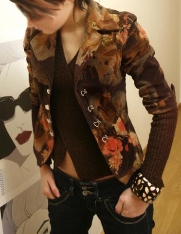 Daiktas geletas svarkeliukas s dydis