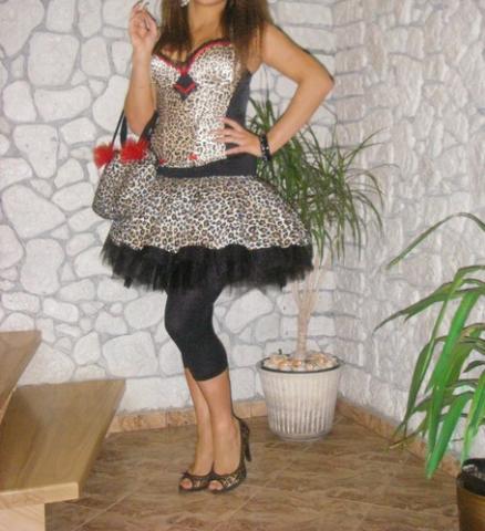 Daiktas Nuomoju Suknelę