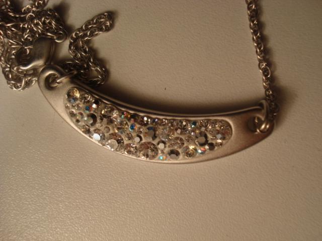 Daiktas swarovski kristalų pakabukas