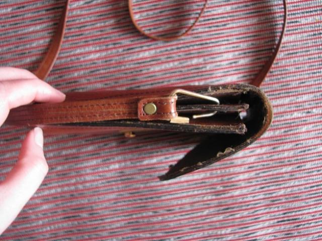 Daiktas Ruda odinė tašytė