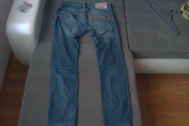 Daiktas mustang dzinsai