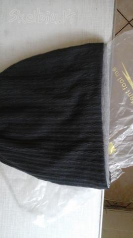 Daiktas pilkos spalvos kepuryte