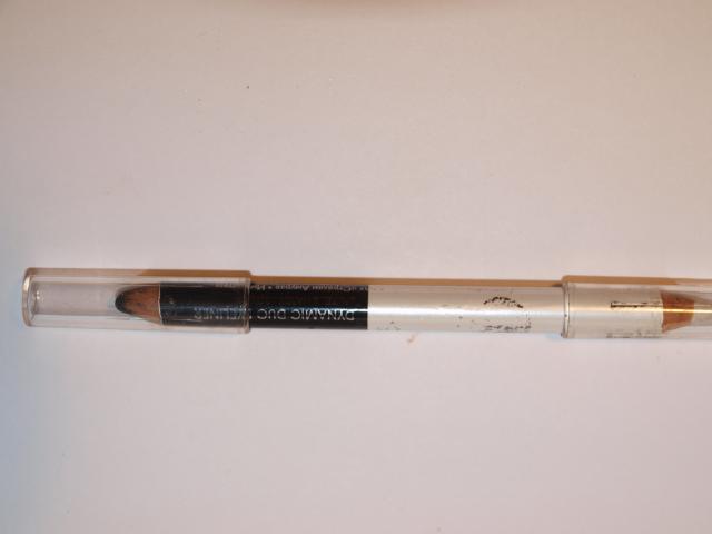 Daiktas juodas/baltas akiu piestukas