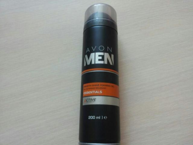 Daiktas Putojanti skutimosi želė vyrams Avon