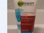 Daiktas Garnier Pure Active veido kaukė/prausiklis.