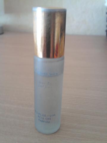 Daiktas rez. Elizabeth Arden aliejiniai rutuliniai kvepaliukai