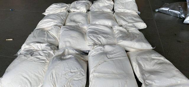 Daiktas cheap tiletamine, bromazolam, and metonitazene powder ,cas 5377-20-8 metomidate ,cas 14176-50-2 tiletamine