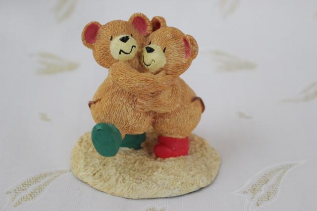 Daiktas Kolekcnė skulptūrėlė, meškučių porelė