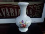 Daiktas Vokiška Bareuther porcelianinė vaza su gėlėm. 