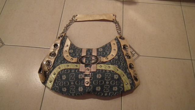 Daiktas Tinkanti prie dzinsu!