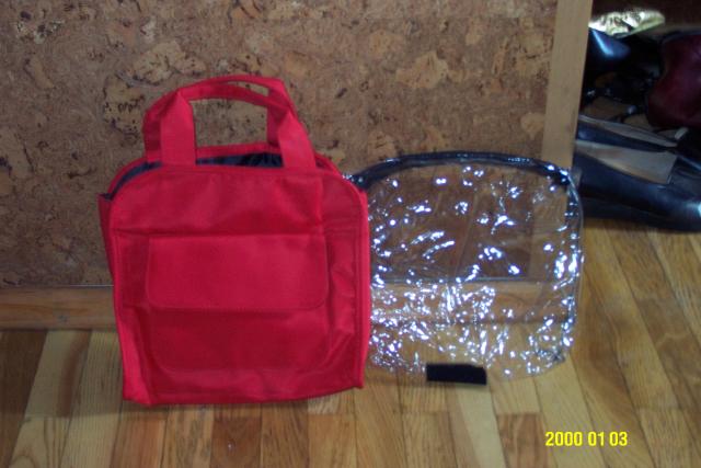 Daiktas raudona kosmetine