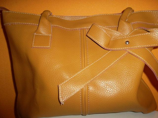 Daiktas Moteriška rankinė