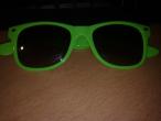 Daiktas žali akiniai nuo saules