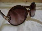 Daiktas Akiniai nuo saulės (rudi)