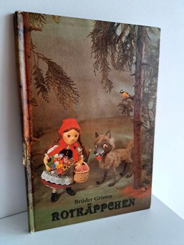 Daiktas Rotkäppchen ("Raudonkepuraitė" vokiečių kalba) 2e