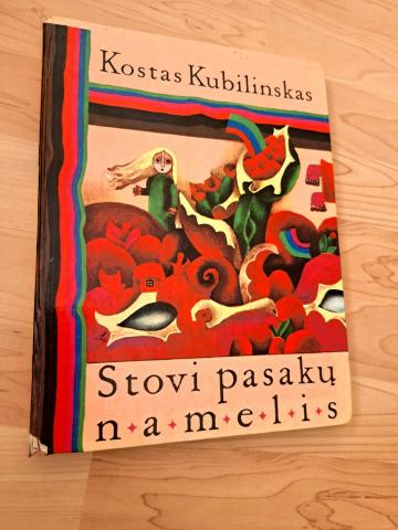 Daiktas Stovi pasakų namelis  5€