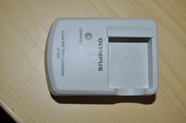 Daiktas Olimpus pakrovejas Li-30c