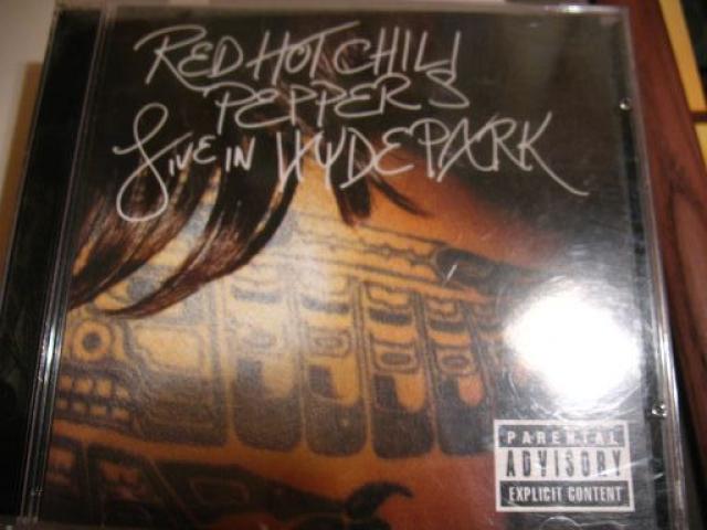 Daiktas Red Hot Chilli Peppers Live in Hyde Park