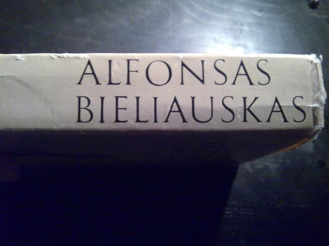 Daiktas A. Bieliausko knyga