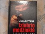 Daiktas Julija Latynina "Izubrio medžioklė"oligarchų saga