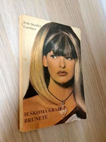 Daiktas Ieškoma graži brunetė 1€