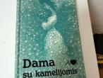 Daiktas Dama su kamelijomis 1€