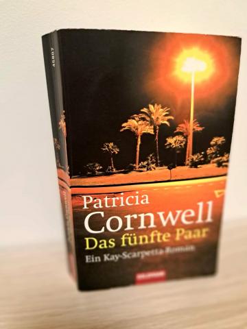 Daiktas Das fünfte Paar 2,50€