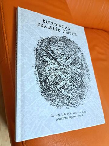 Daiktas Blezdingas prasklėd žėidus 5€