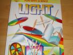 Daiktas Knyga apie sviesa,anglu kalba.Fun with science Light