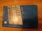 Daiktas Grammar is easy