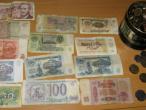 Daiktas Banknotai ir monetos