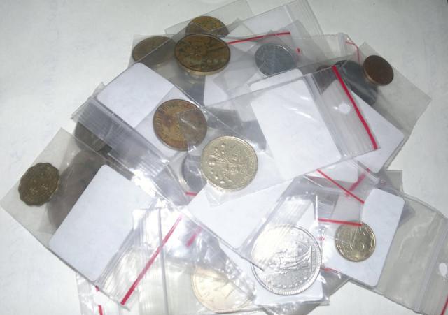 Daiktas Įvairų šalių monetos