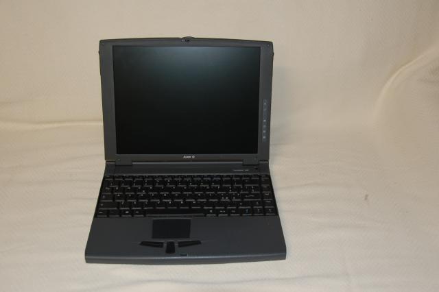 Daiktas Acer 340. Pentium 3. 12.1"