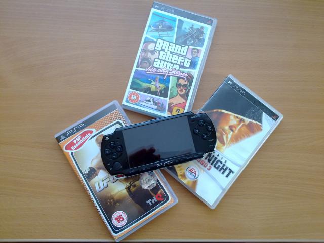 Daiktas Playstation Portable 2003
