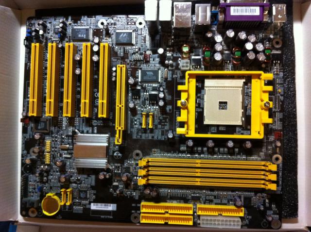 Daiktas Pagrindine plokste DFI Lanparty UT NF3 250Gb