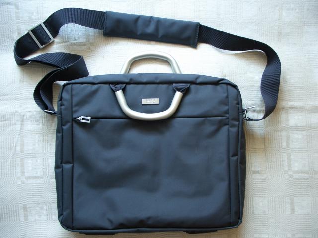 Daiktas Lexon lengvas nedidelis laptop portfelis krepsys, istrizaine iki 15coliu